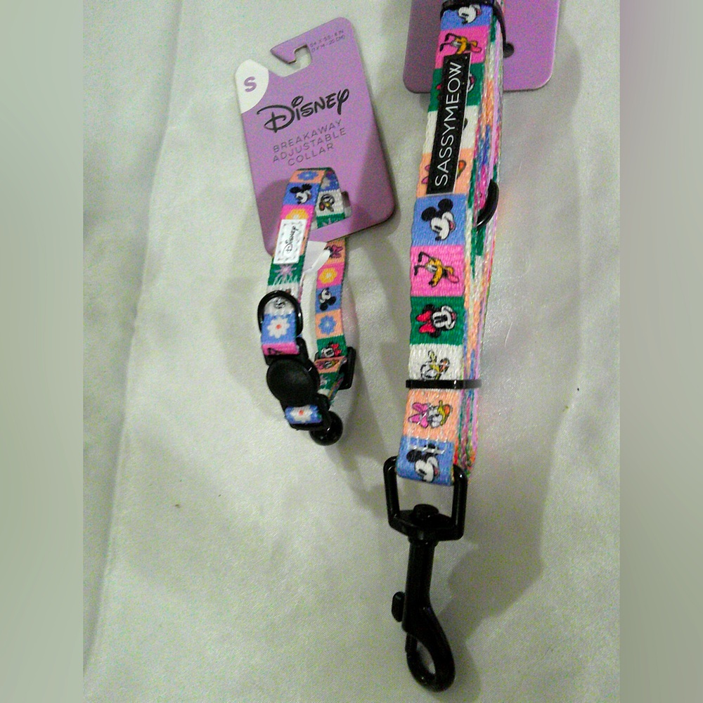 Sassy Meow Disney Floral Squares Collar & Matching Leash (S)